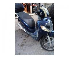 Scooter sh150